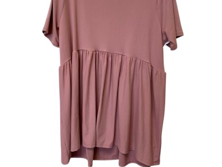 Top Short Sleeve By Zenana Outfitters In Pink, Size: 2x Sale