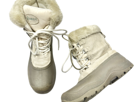 Boots Snow By Quest In Tan, Size: 8 on Sale